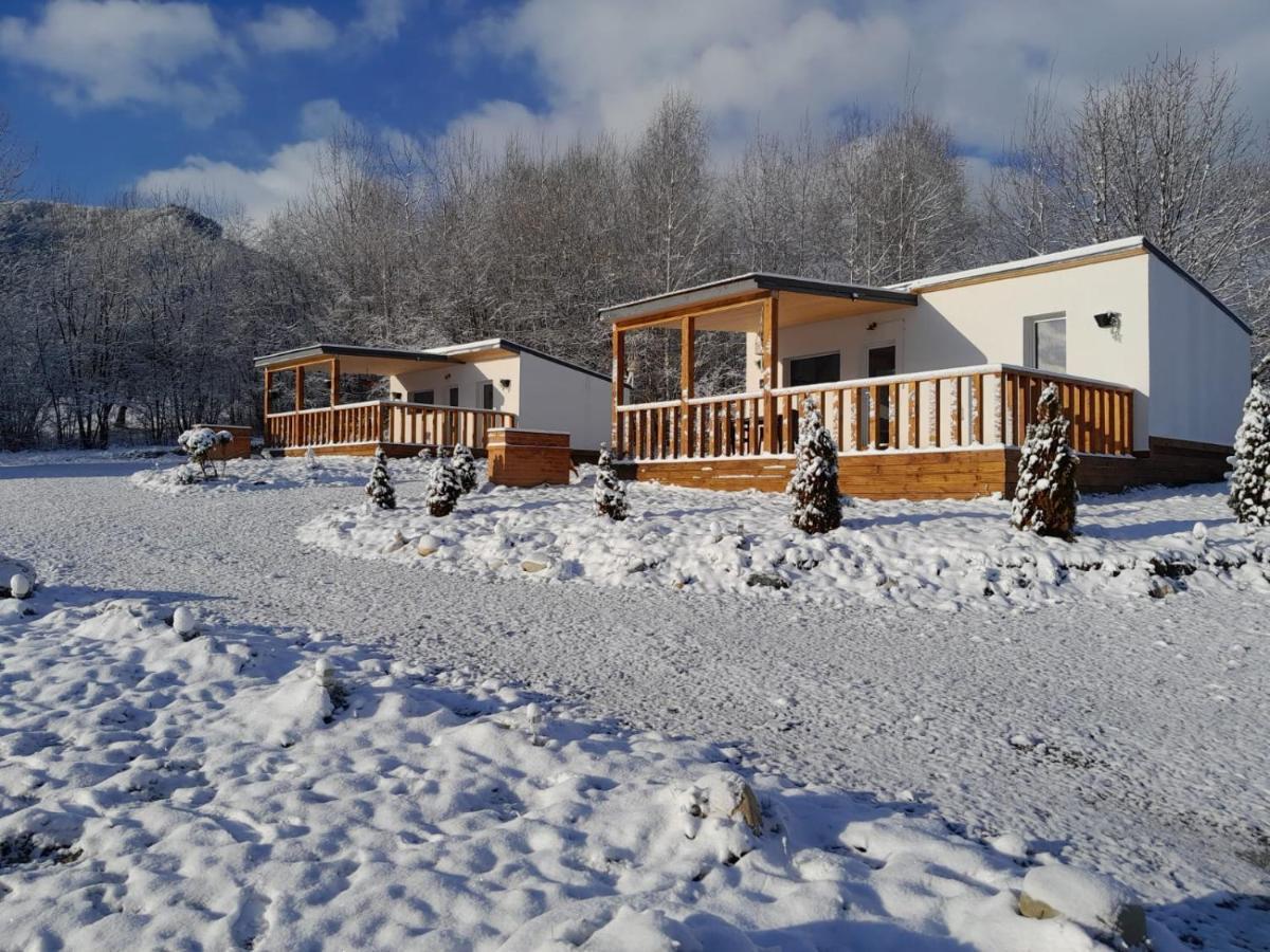Beaumont Lodges Predeluț Exterior foto