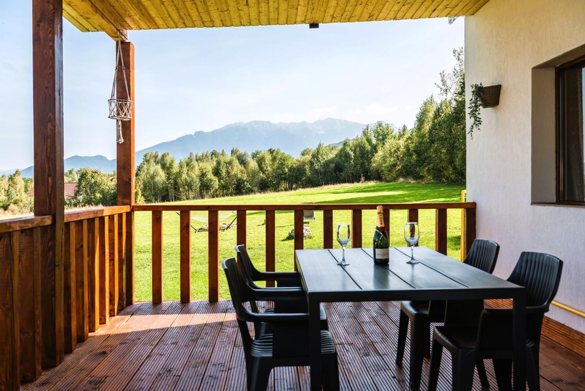 Beaumont Lodges Predeluț Exterior foto
